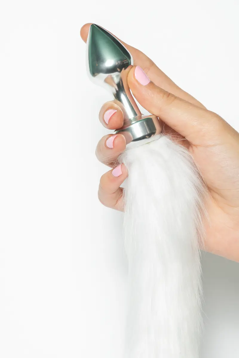 OUCH! ANAL PLUG CON CODA IN PELO BIANCO, METALLO