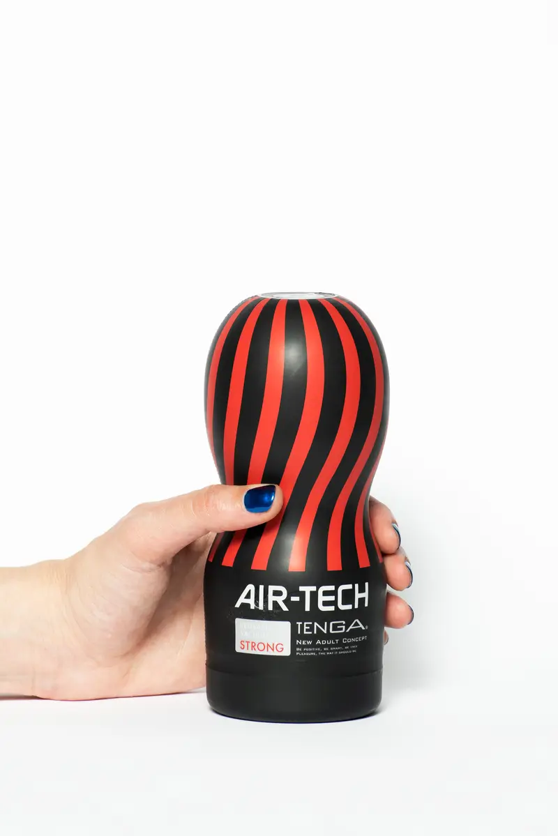 TENGA AIR TECH STRONG